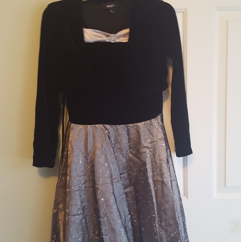 Girls party dress